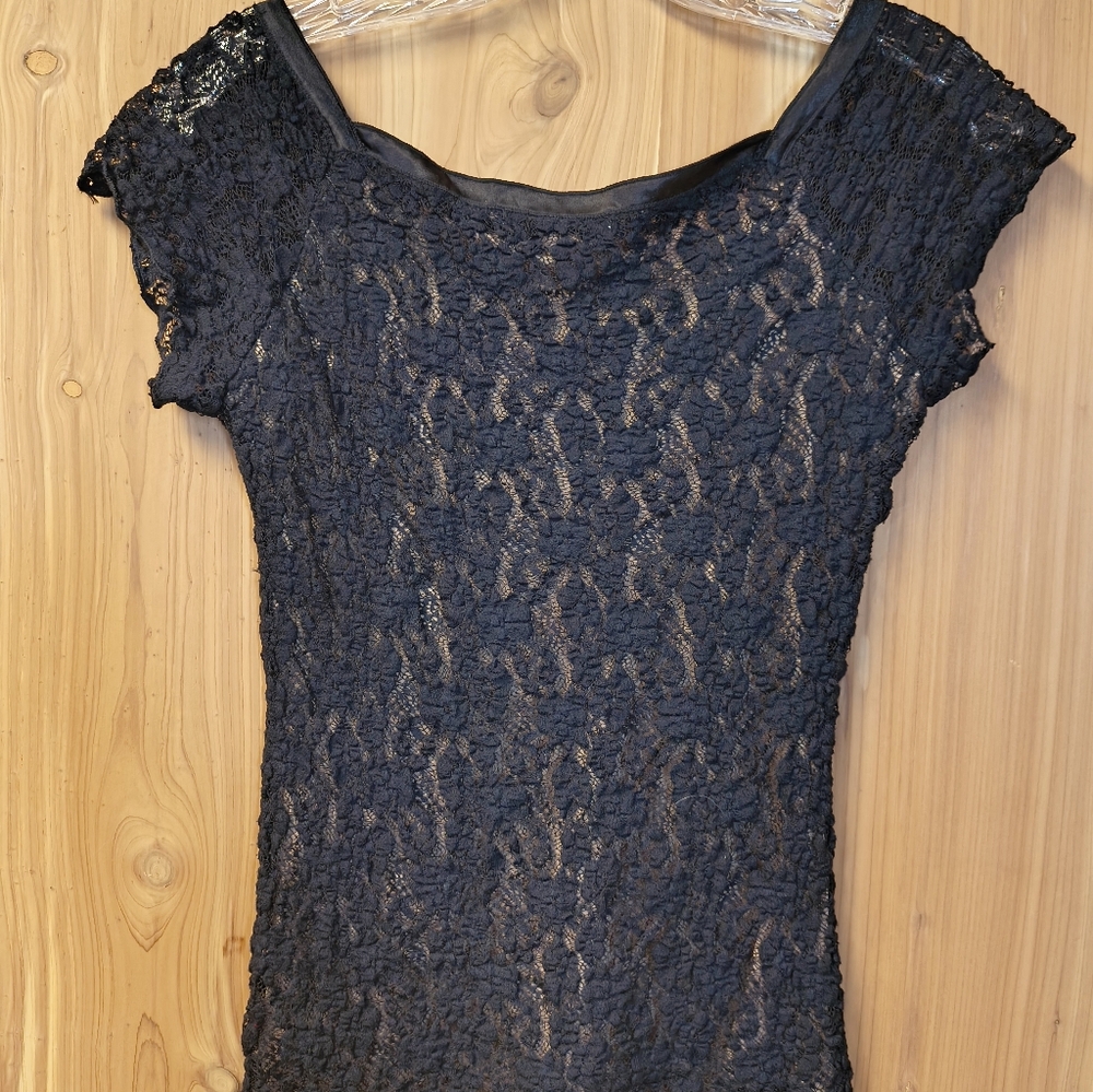 NWT Women's CAbi Black Lace Set with Satin Ribbon, Size Small - Picture 6 of 8
